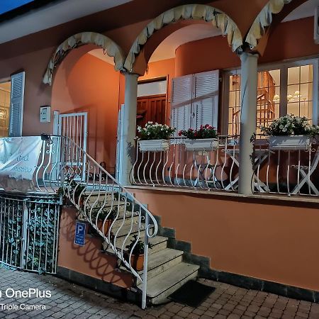 Mina e Arna' Arcola Exterior foto